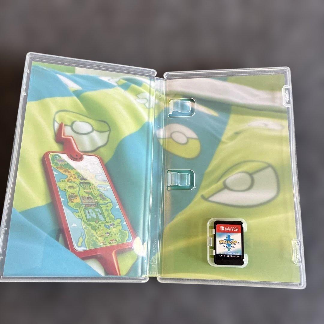 ポケットモンスター ソード シールド　Nintendo Switch