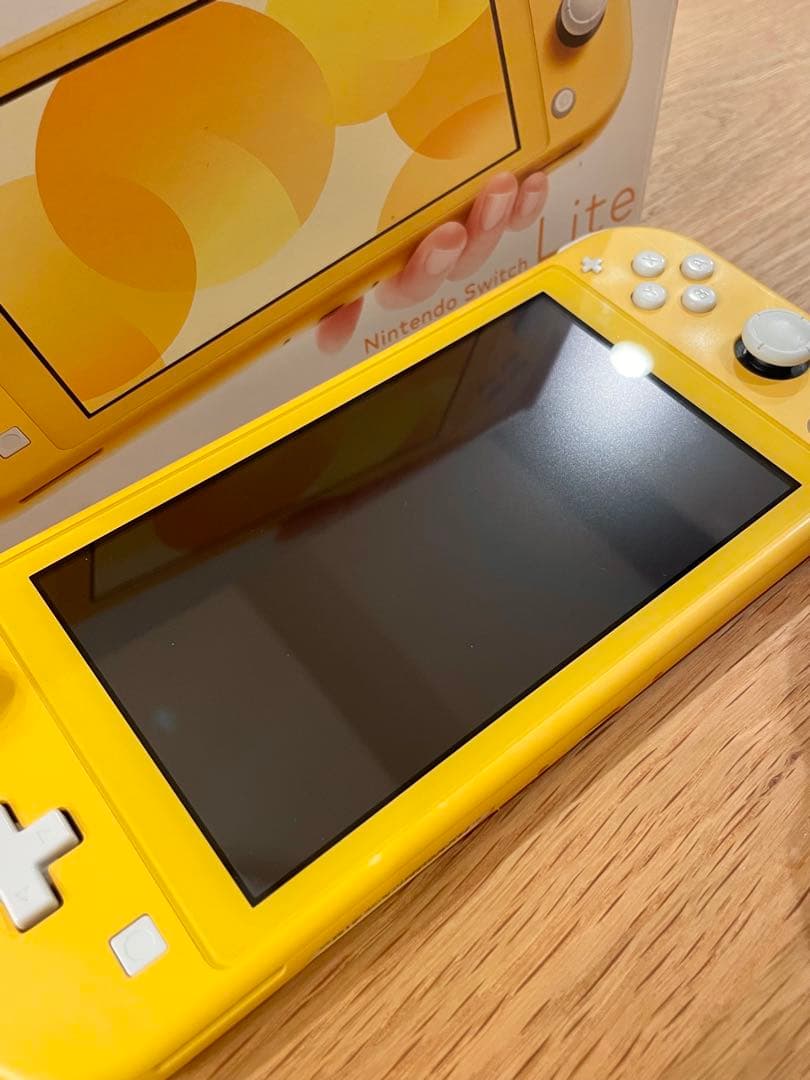Nintendo Switch Lite イエロー 本体　箱　セット