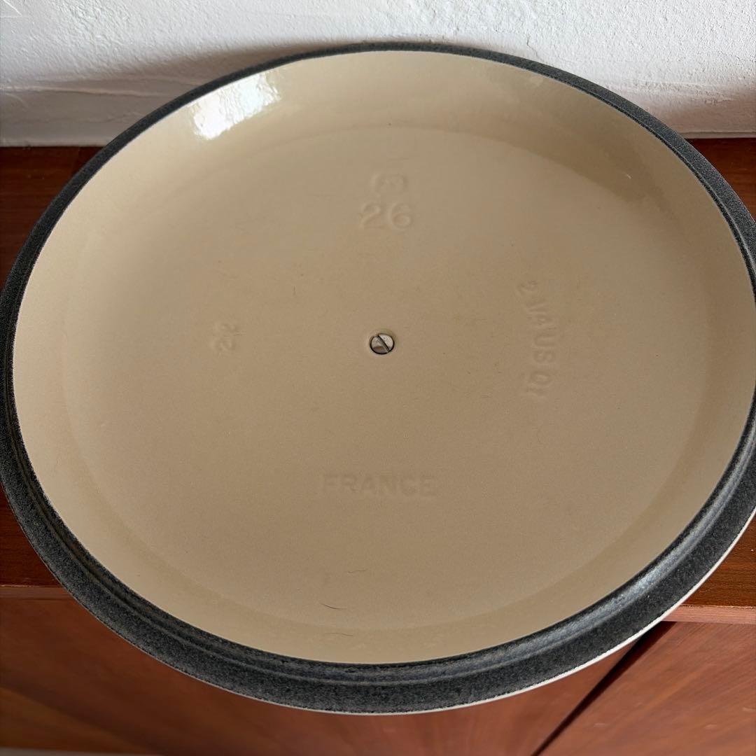 LE CREUSET ビュッフェキャセロール　両手鍋 26cm クリーム色