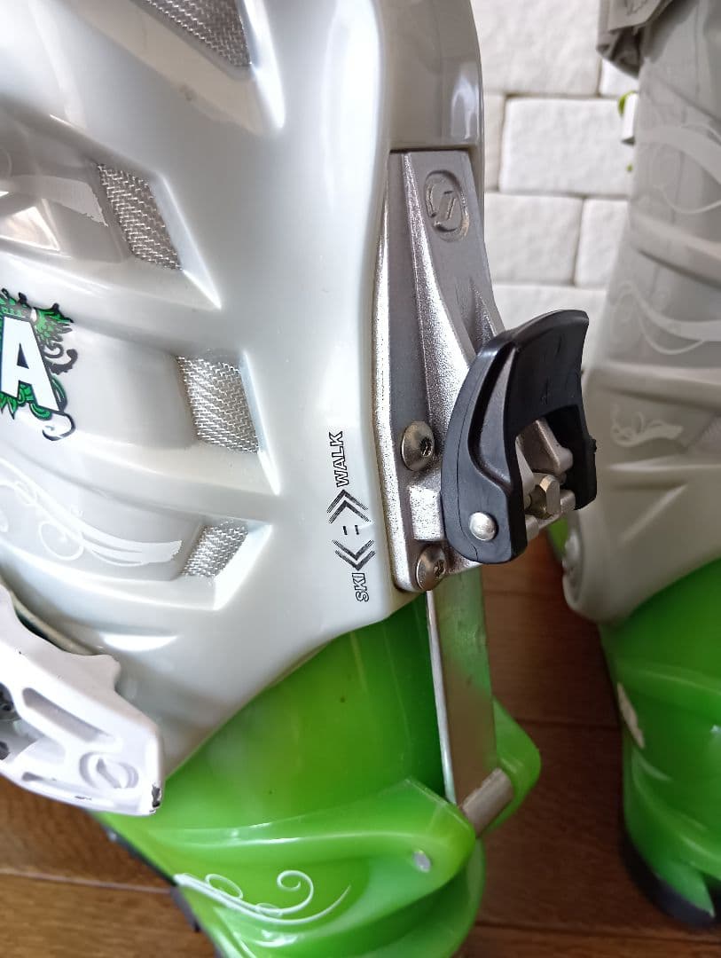 SCARPA GEA 女性用スキーブーツ バックカントリー