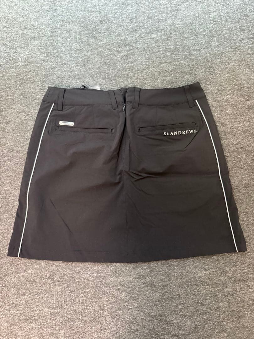 黒 Mサイズ ゴルフスカート 【新品】