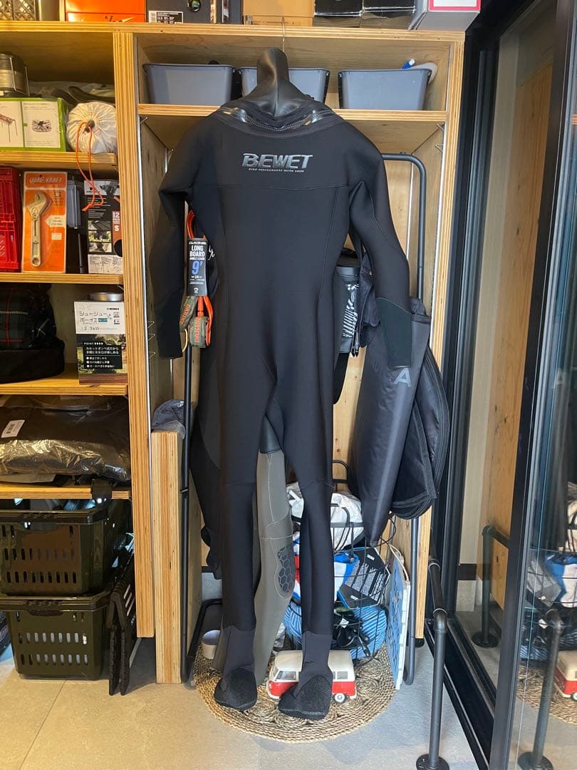 BEWET ビーウエット　ドライスーツ　オーダー品　美品
