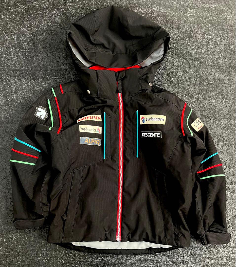 DESCENTE swissski thme スキーウェアー サイズ　130