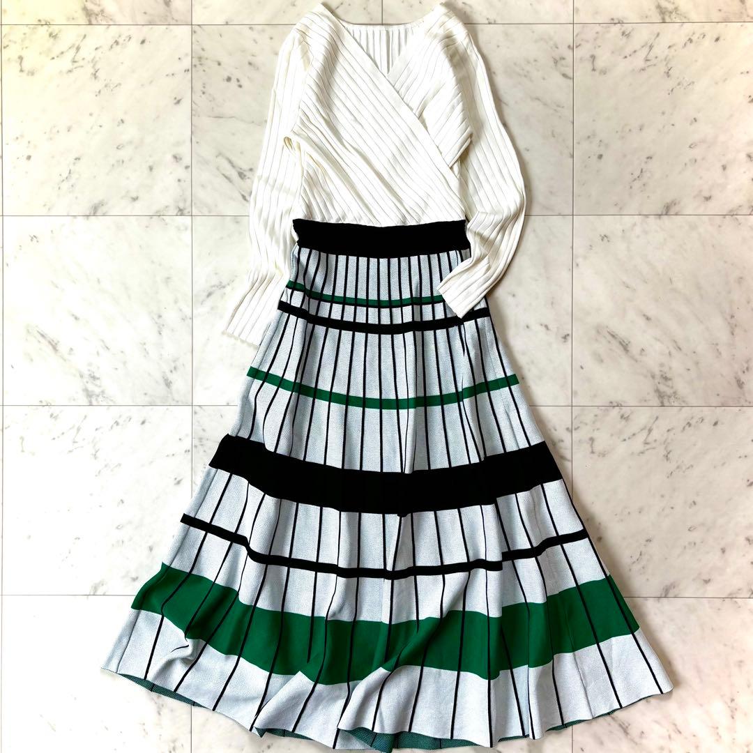 極美品　ダイアグラム　配色プリーツ　ロングニットワンピース　カシュクール