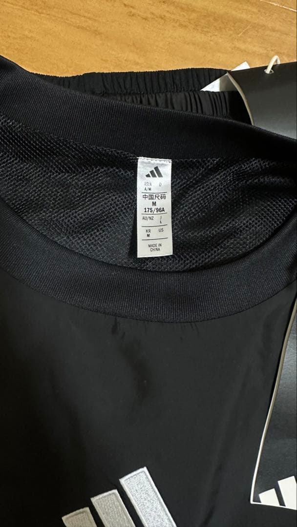 adidas ウィンドブレーカー セット