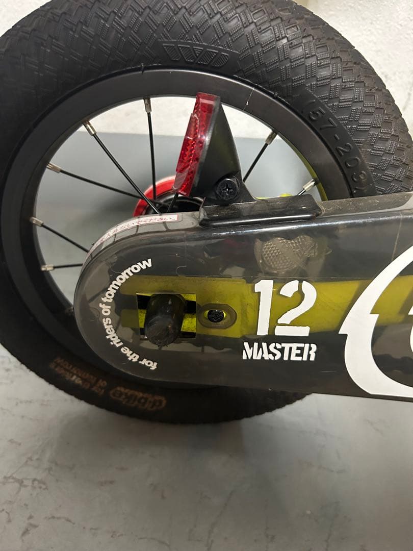 d.bike 幼児用自転車 イエロー　12インチ　Master