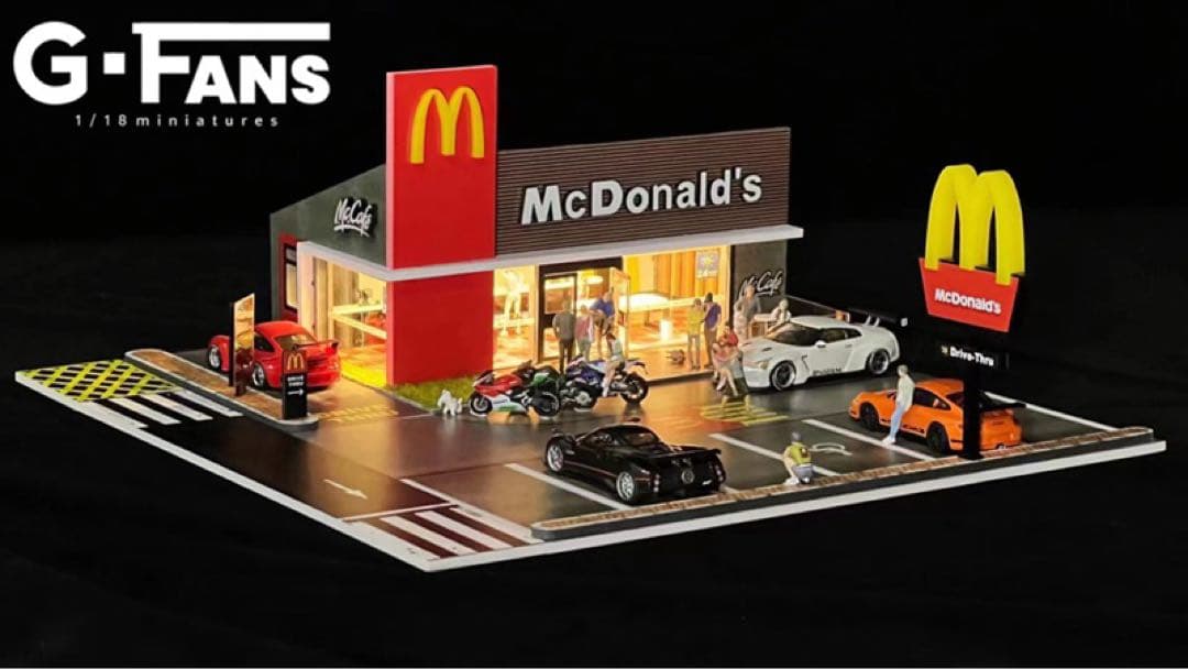 マクドナルド ドライブスルー 1/64駐車場LED照明付きジオラマ　ミニカー
