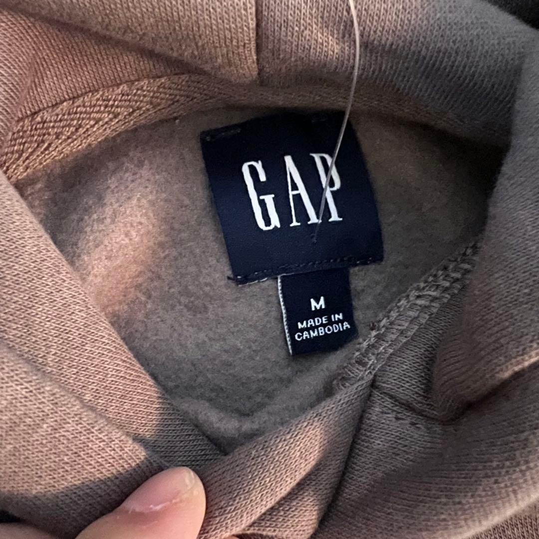 ☆新品未使用☆GAP ブラウン フード付きパーカー M長袖トップス