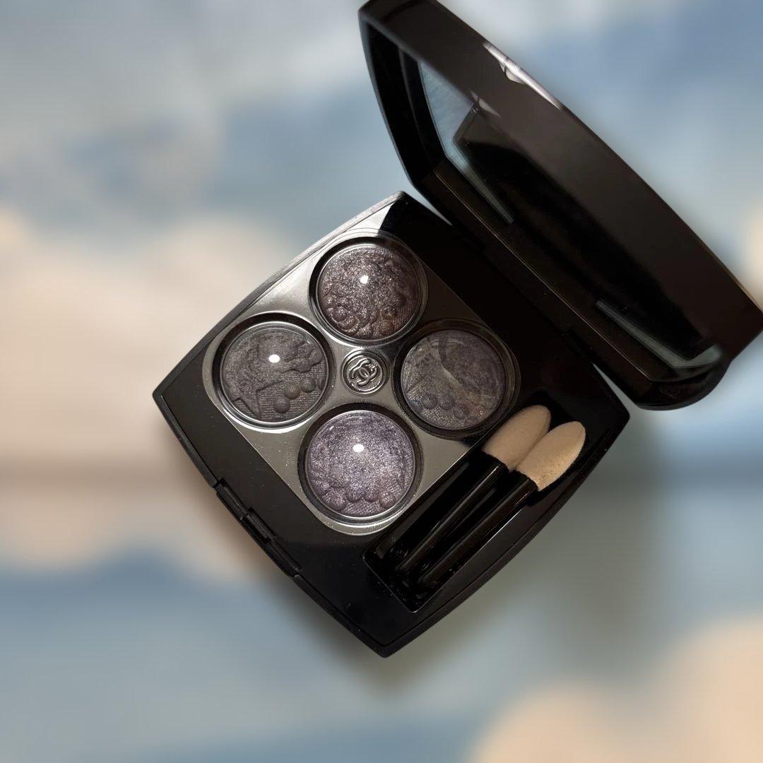 Chanel アイシャドウパレット パープル系 397