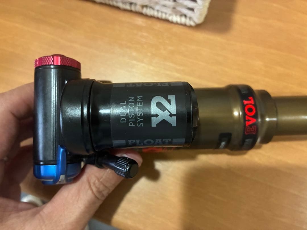 FOX FLOAT DPX2 リアサスペンション　210x50
