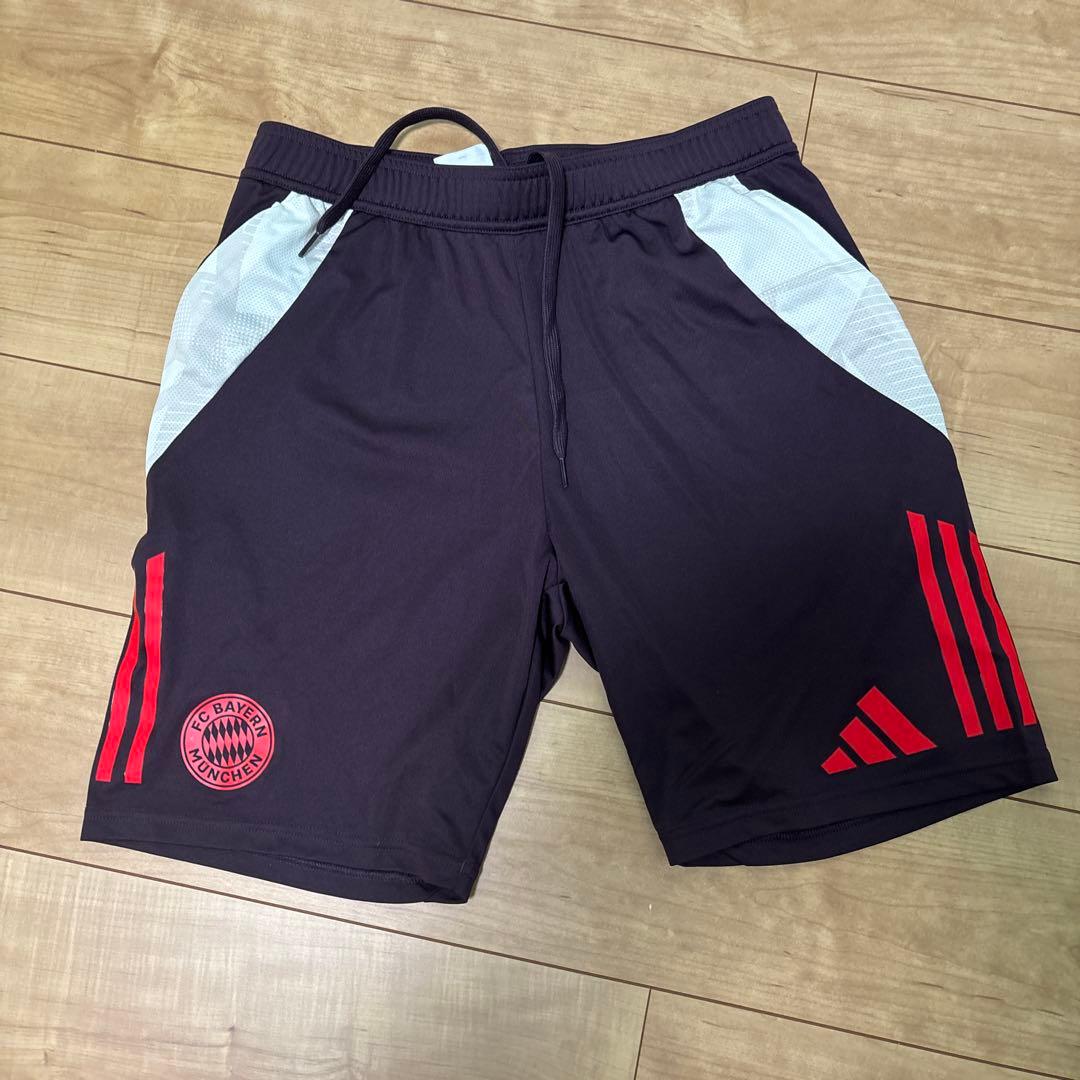 最終バイエルンadidas F.C. Bayern München セットアップ