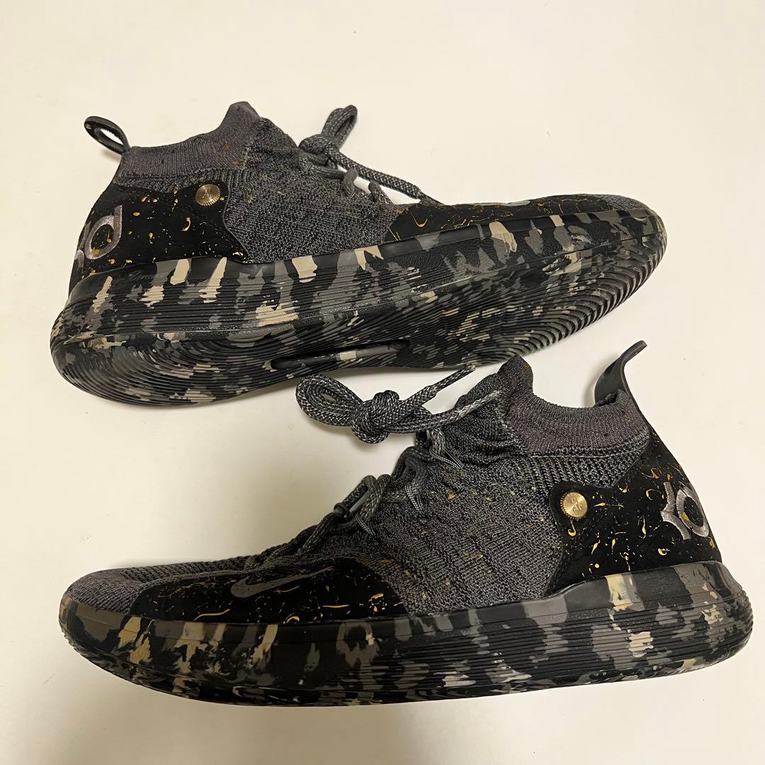 シューズ(男性用) NIKE KD 11