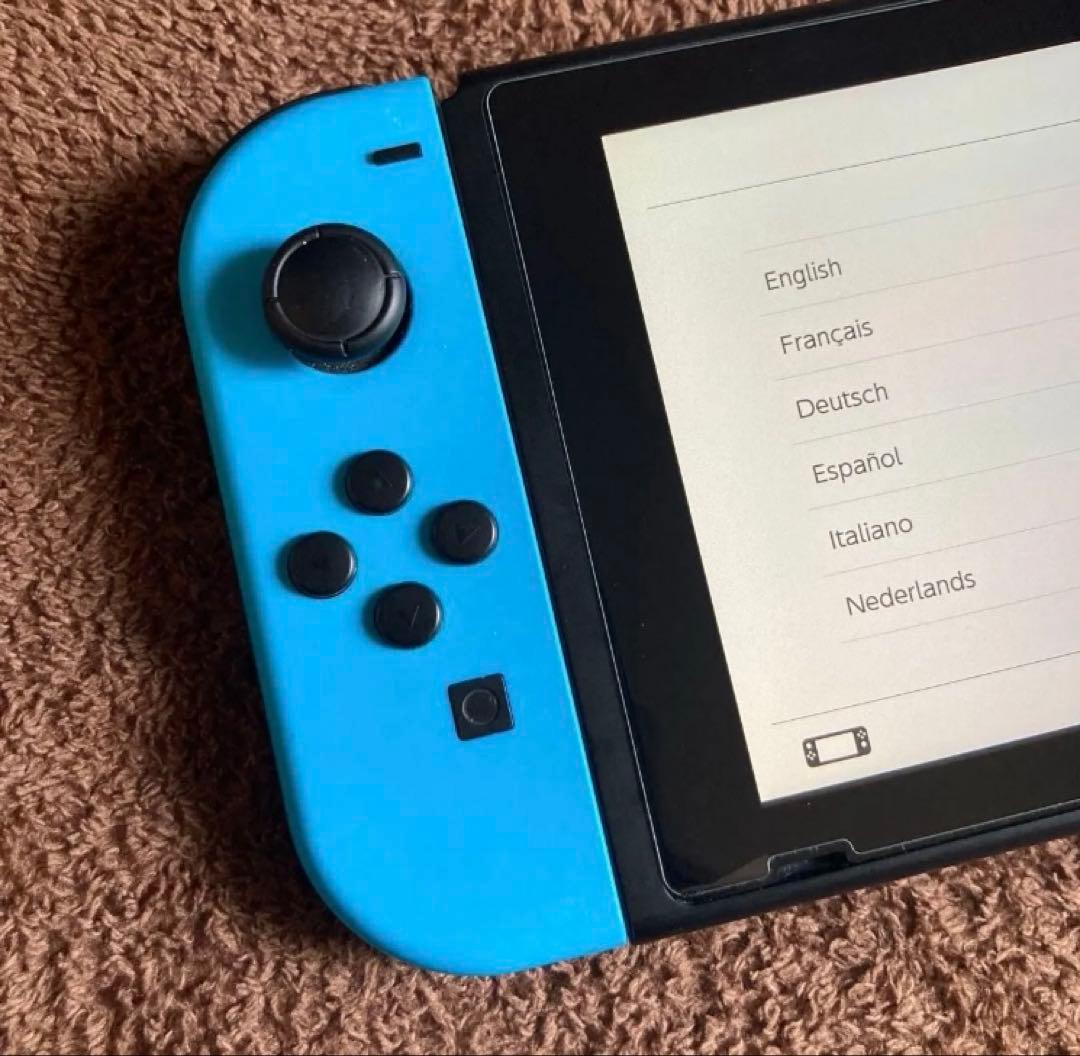 Nintendo Switch　本体　マリオカート8 デラックスセット