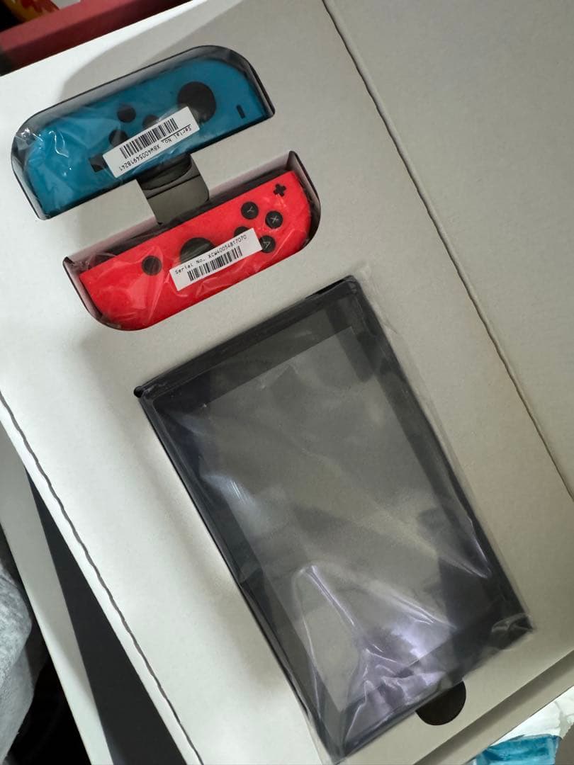 【ジャンク品】Nintendo Switch 本体セット　画面割れ