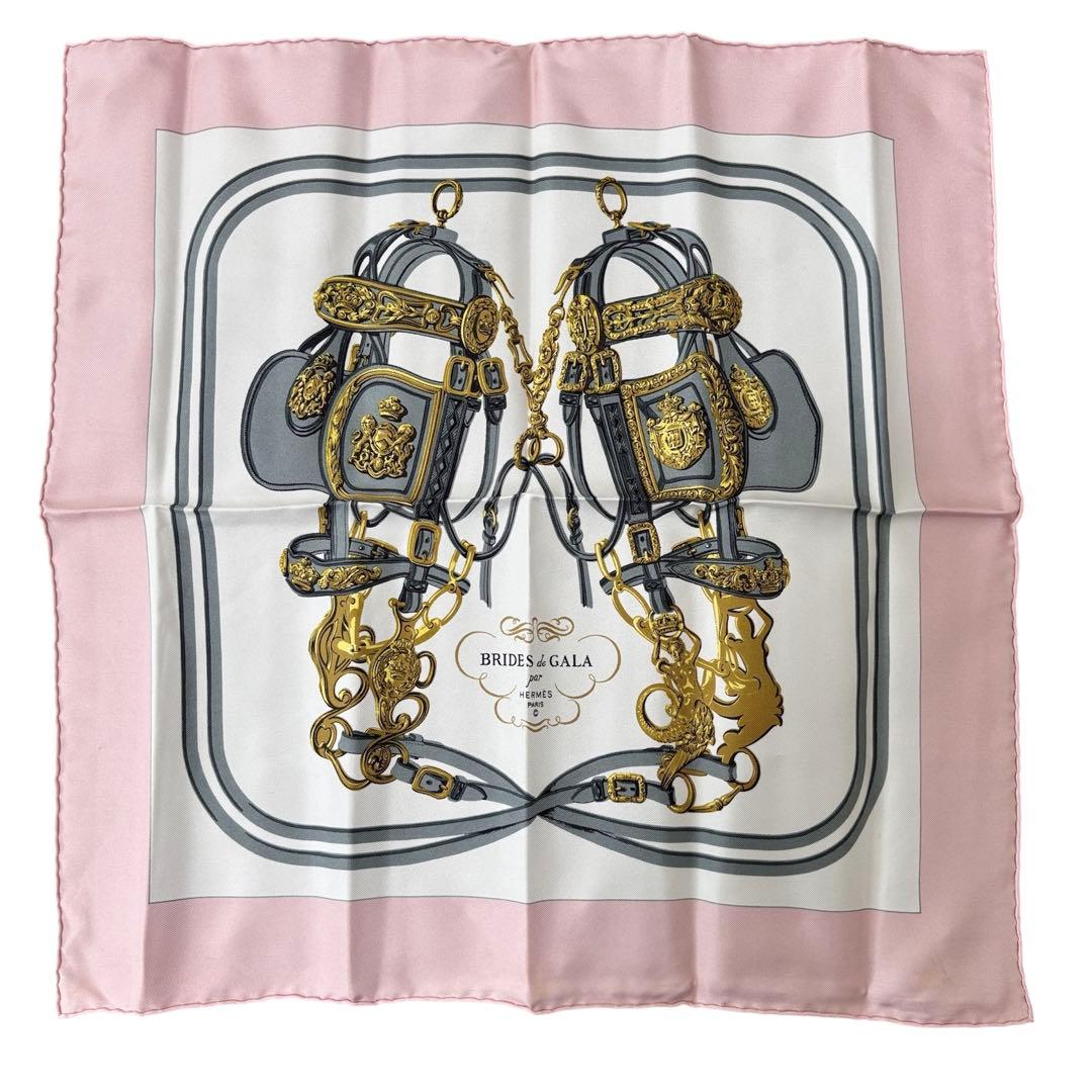 HERMES エルメス シルクスカーフ カレ90 ピンク ホワイト 箱付き