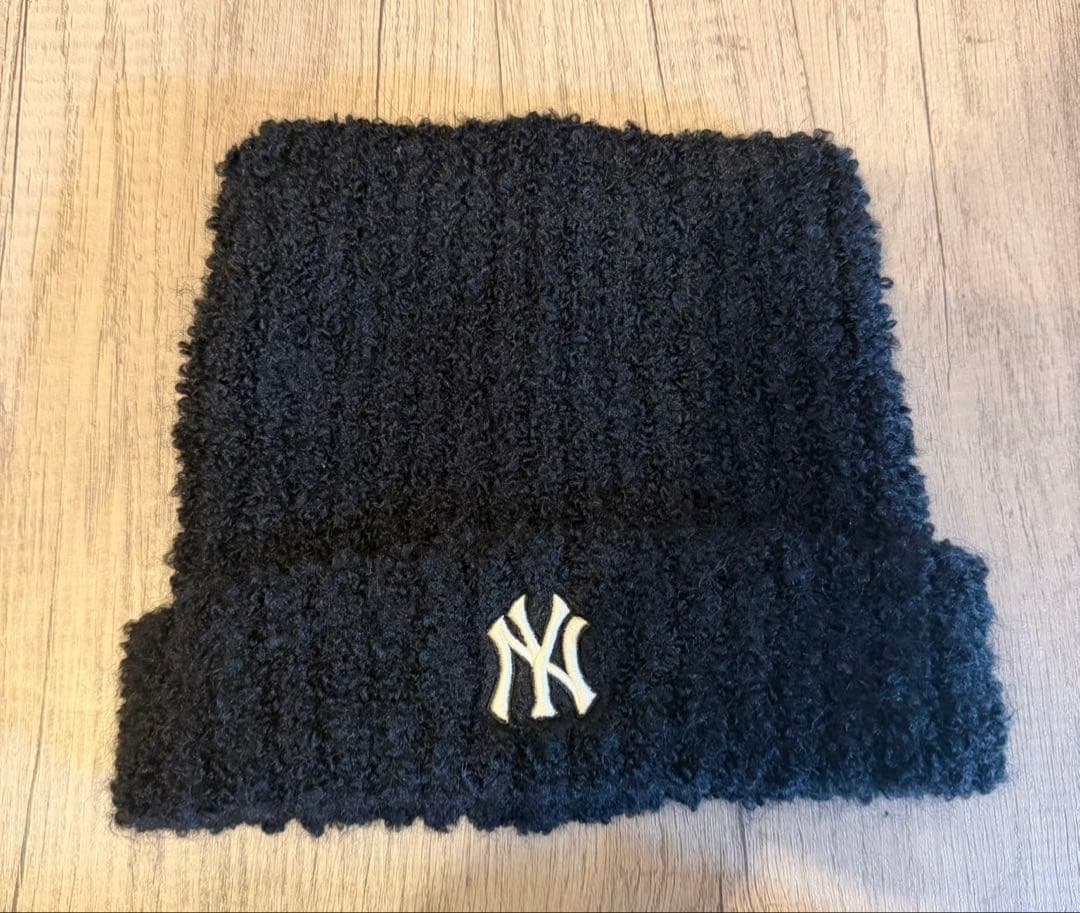 MLB 韓国限定 ビーニー 猫耳 ニット帽 カリナ着用 黒 紐なし