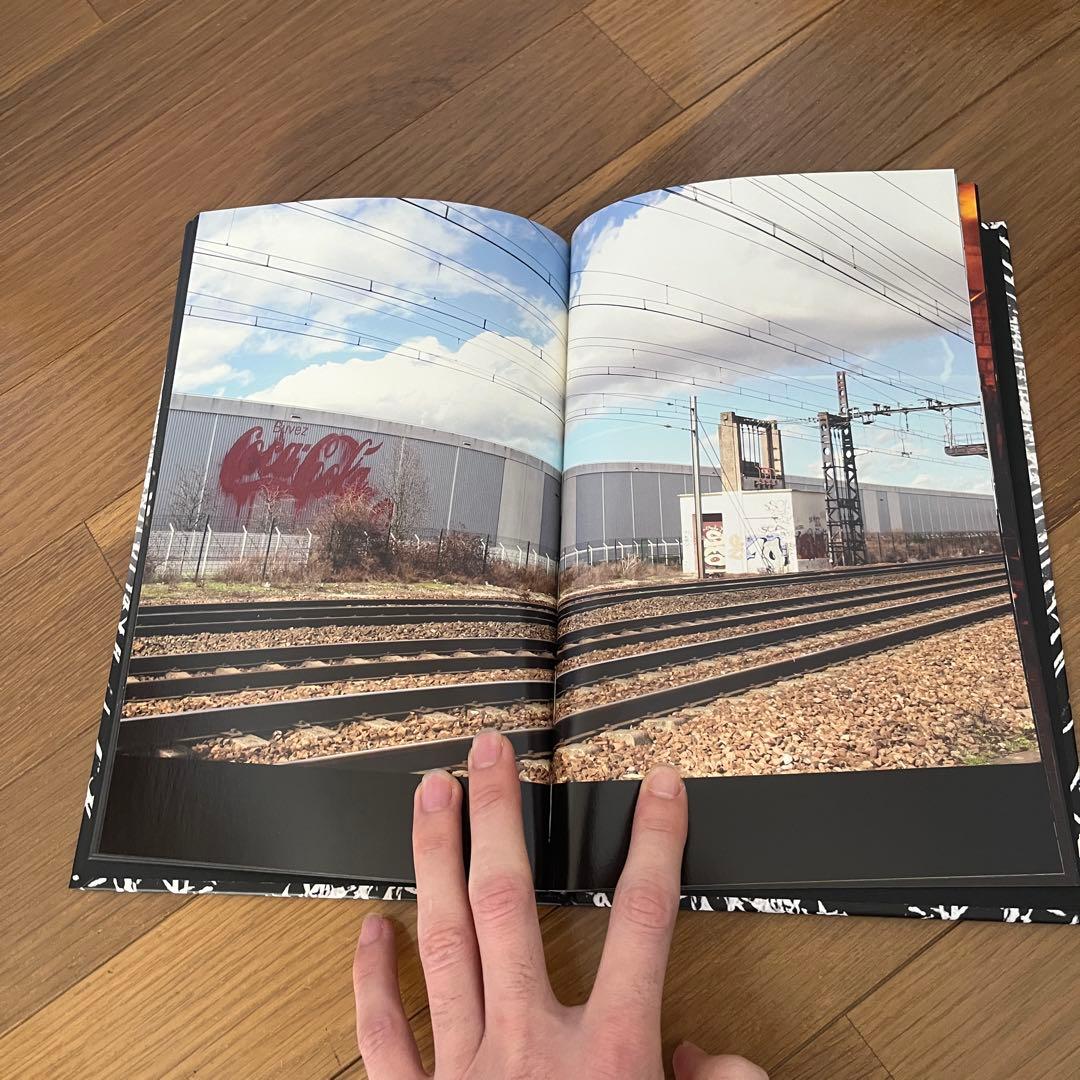 ZEVS 洋書