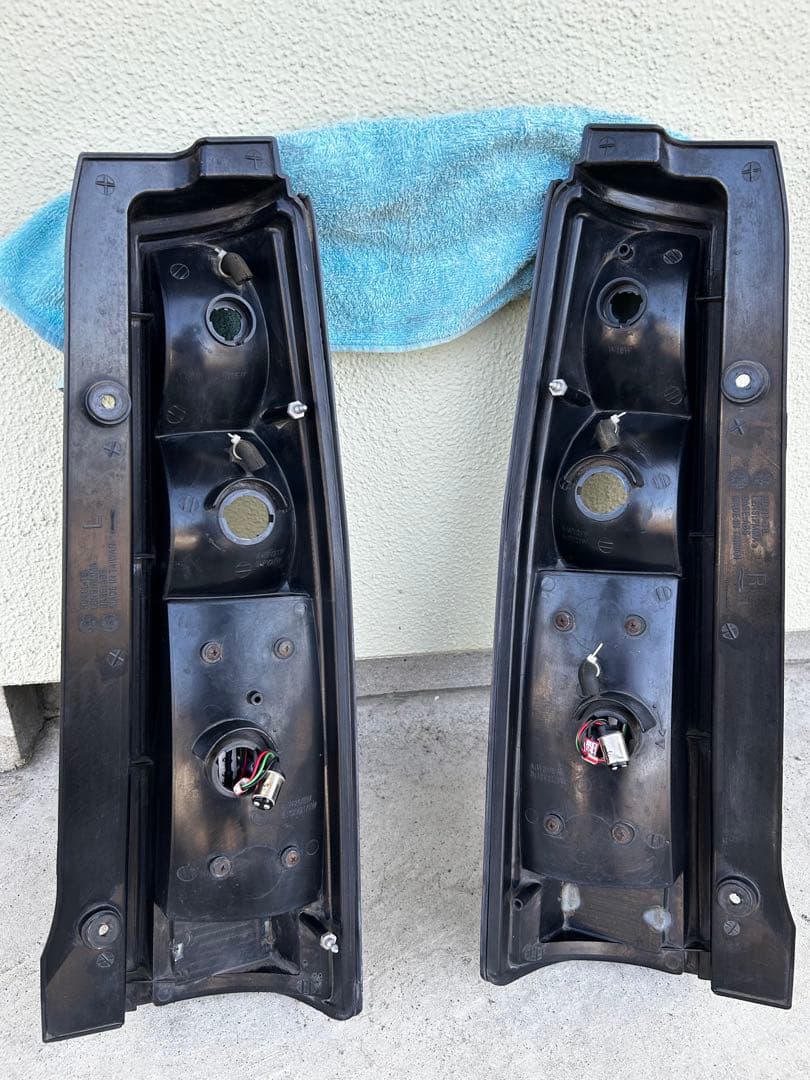 【動作品】ワゴンR MH22S 左右セット テールランプ