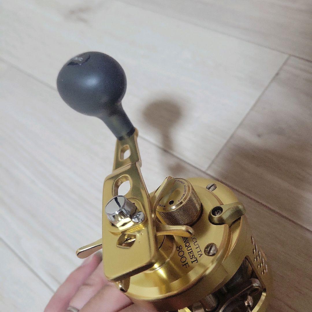 SHIMANO シマノ カルカッタコンクエスト800F 箱付き