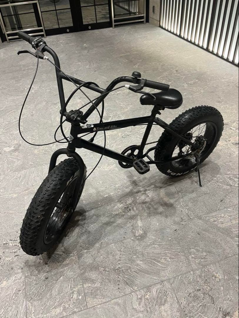 ファットバイク 20インチ Kenda BMXハンドル　送料込みです。