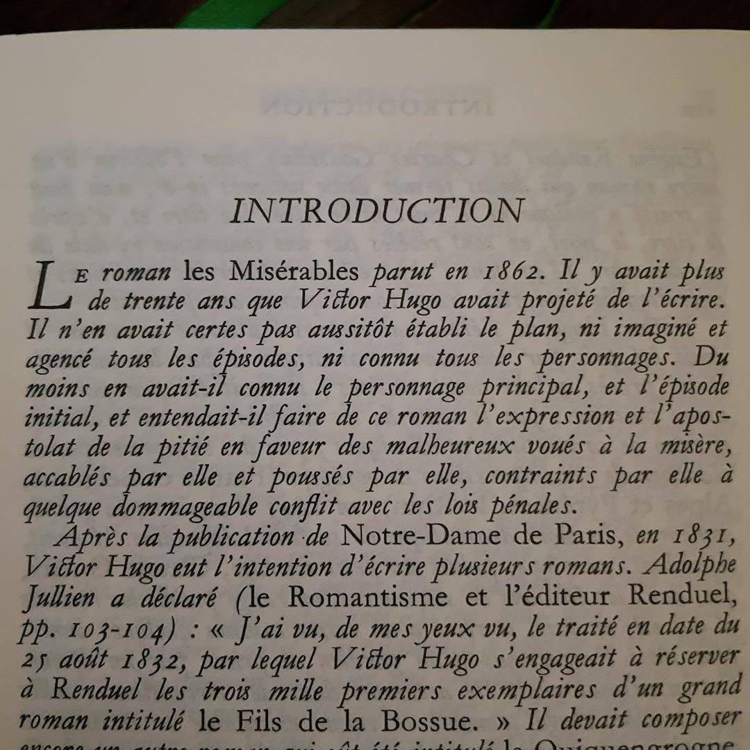 レミゼラブル  フランス語　洋書
