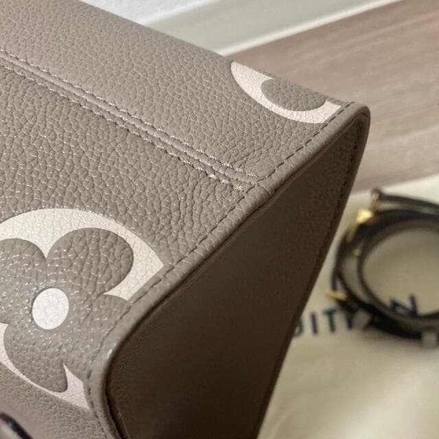 オンザゴーPM バイカラー M45779　モノグラム　アンプラント