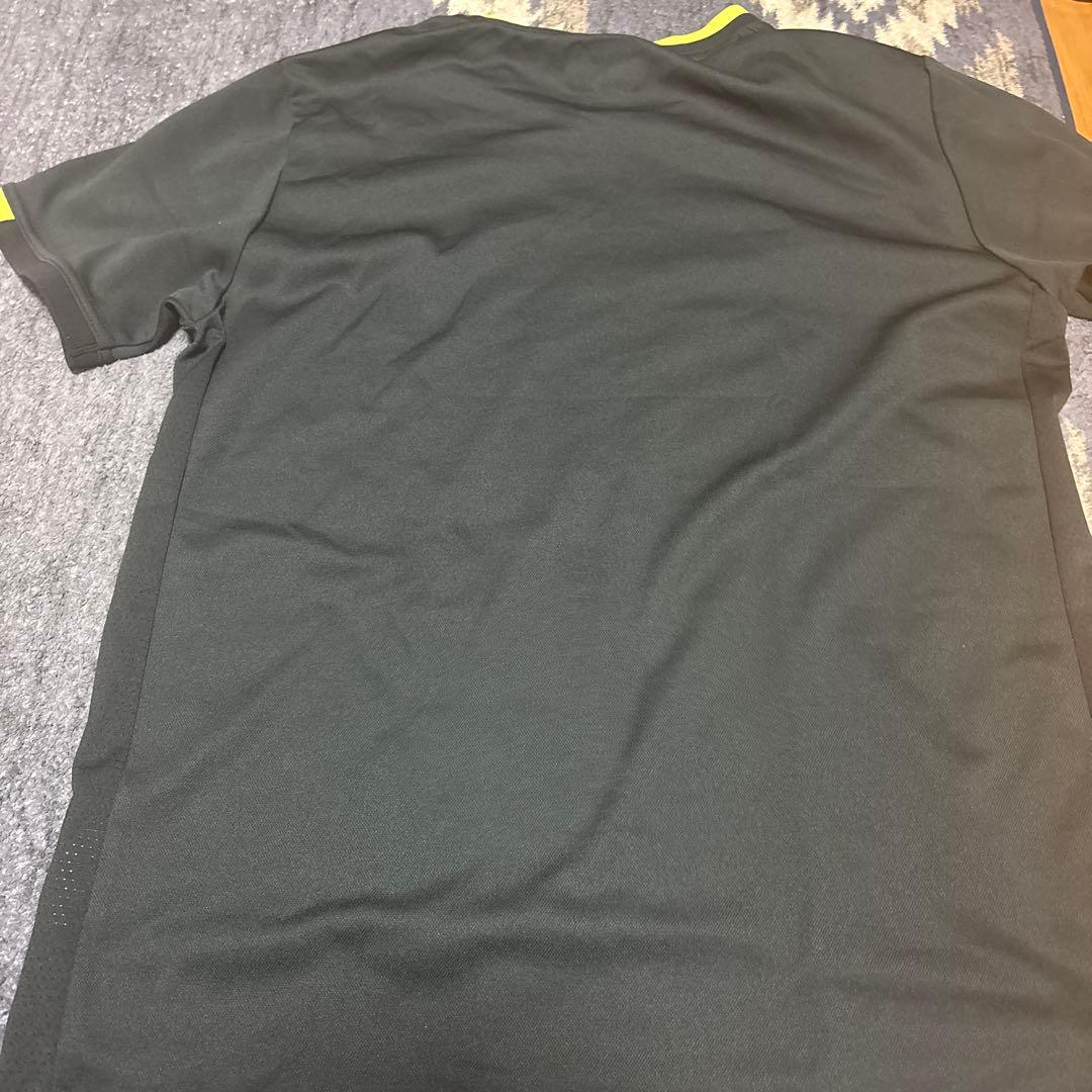 バドミントンシャツ4着　M.M.Ｓ.Ｌサイズ ばら売りも歓迎！！