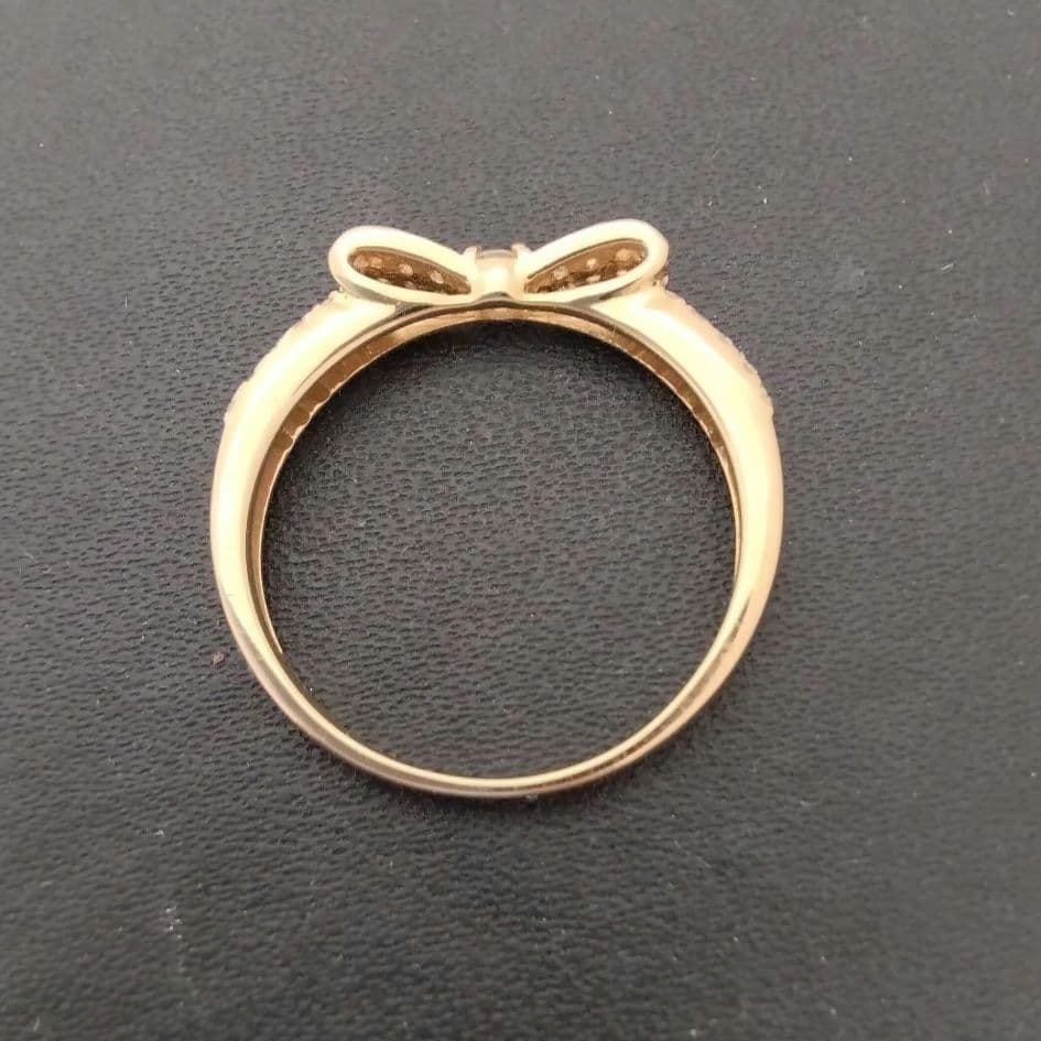 K18✨ピンク系ゴールド✨ダイヤ0.30ct✨リボンデザイン✨綺麗リング✨