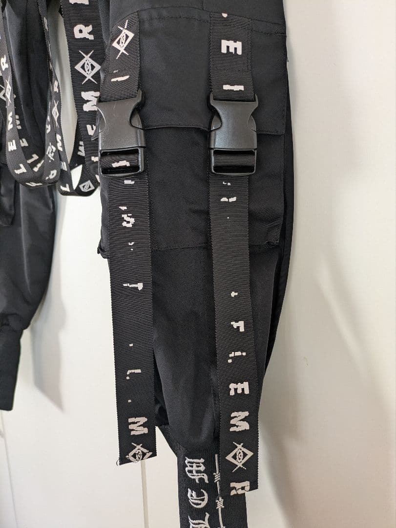 【美品】REFLEM/レフレム ハーネスロゴテープデザインカーゴパンツ