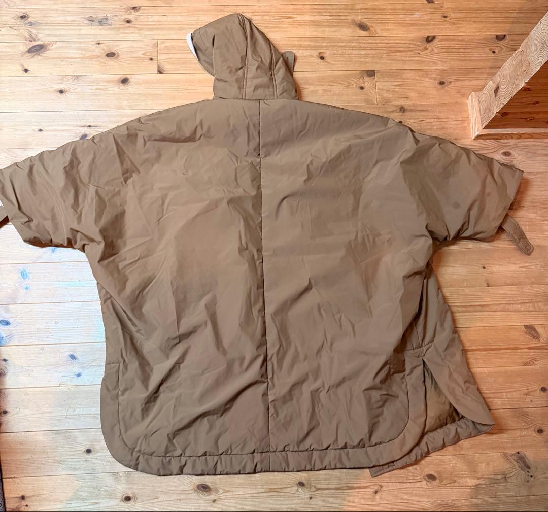 F/CE. RECYCLE NYLON PADDING PONCHO中綿ポンチョ
