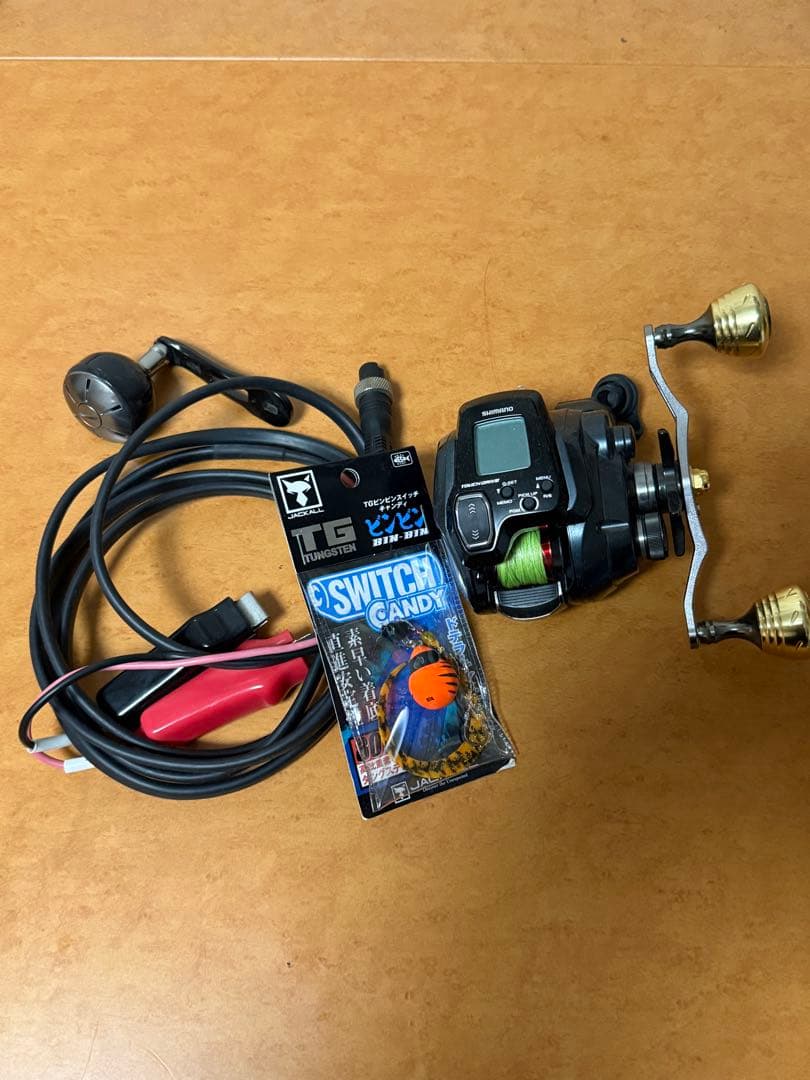 SHIMANO 20Force Master 200 電動リール