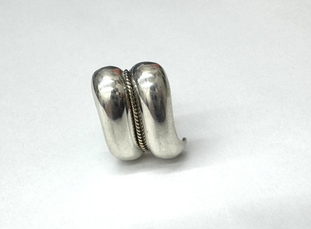 Tiffany&Co コンビツイストイヤリング　片耳　925&750（K18）