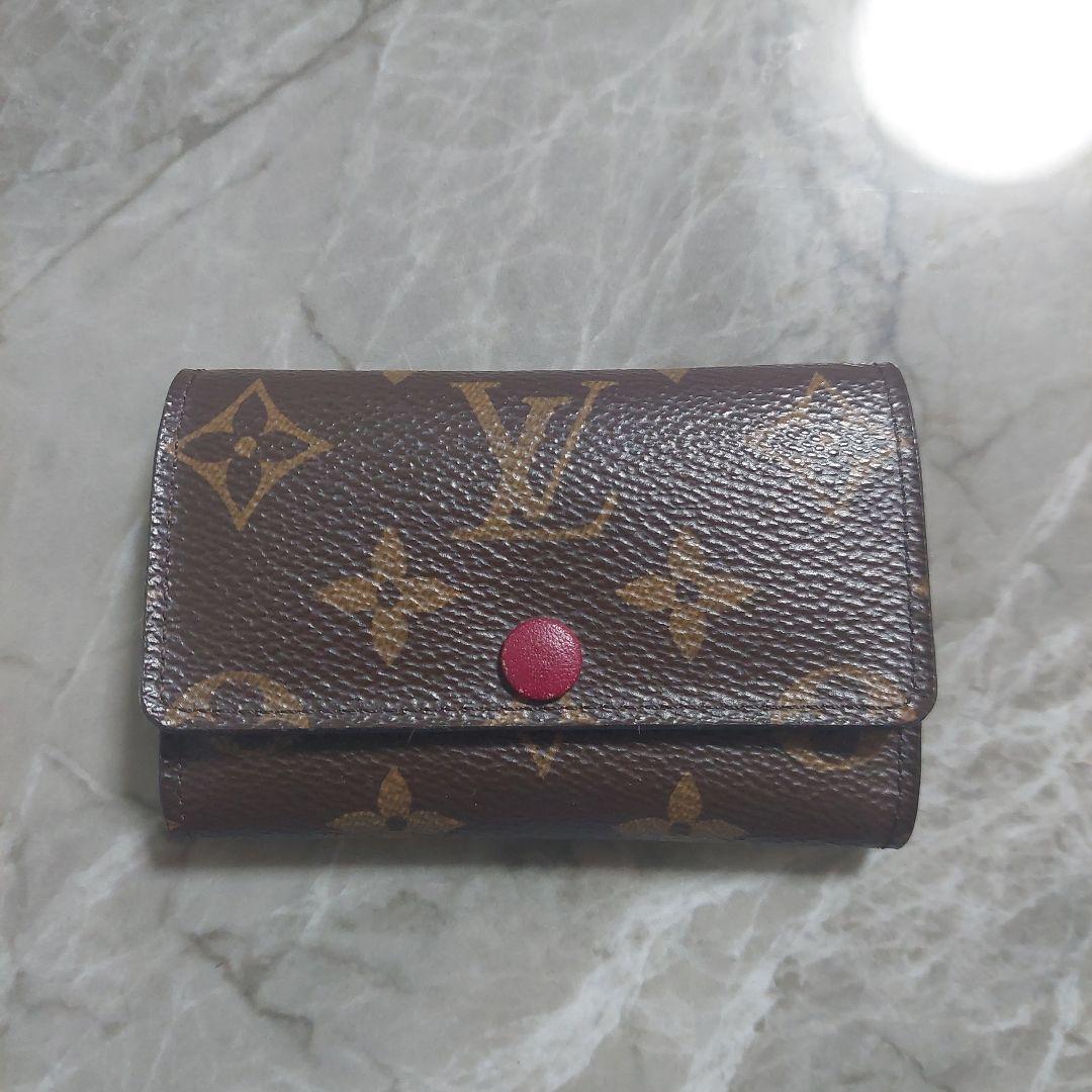 Louis Vuitton ルイヴィトン モノグラム キーケース6連 赤紫