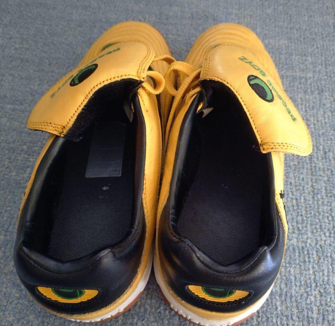 ウールREGGAE BOYZ フットサルシューズ　ジャマイカ　レゲエ