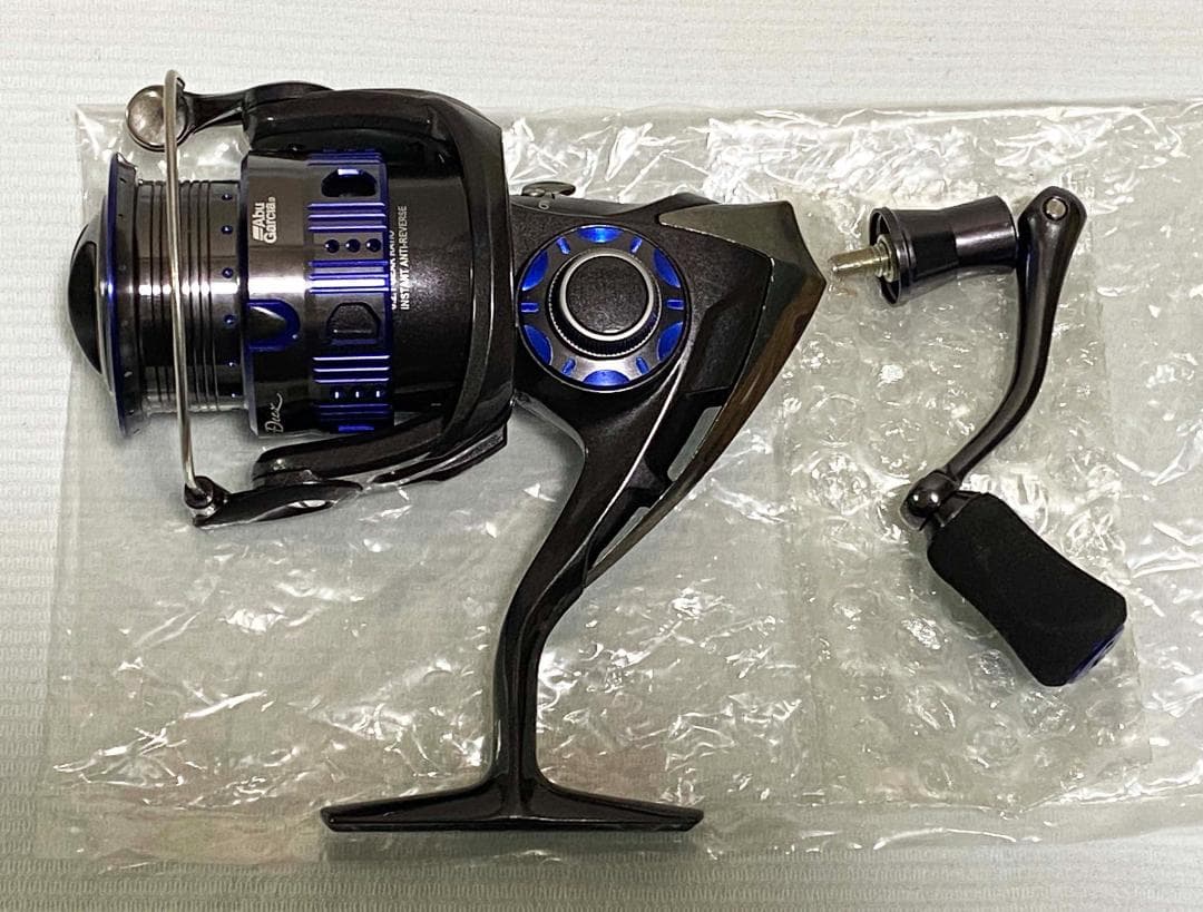 希少！　アブガルシア　レボ ディーズ≪Revo Deez≫スピニングリール　新品
