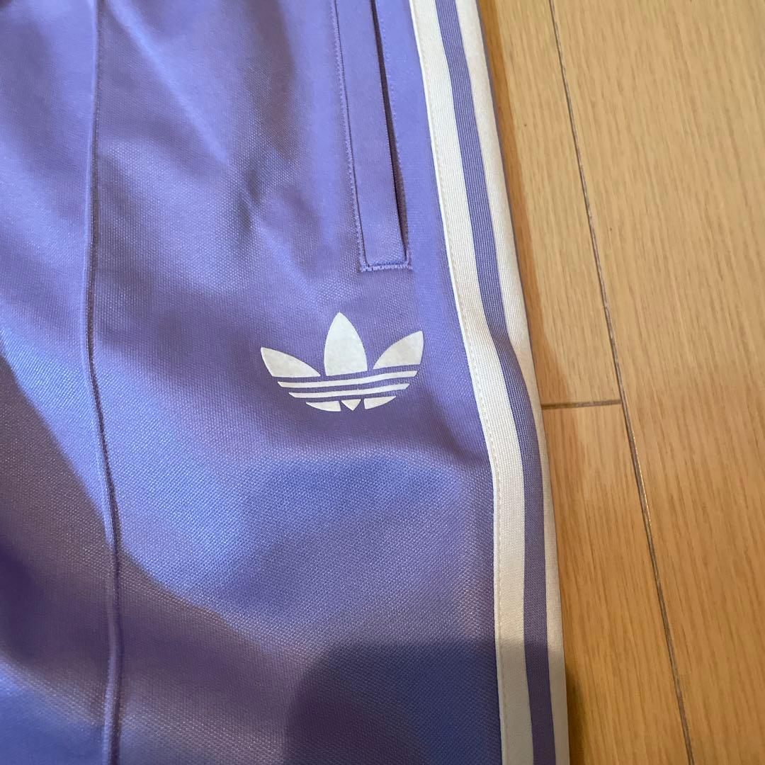 アディダス　レアル・マドリード　ジャージパンツ