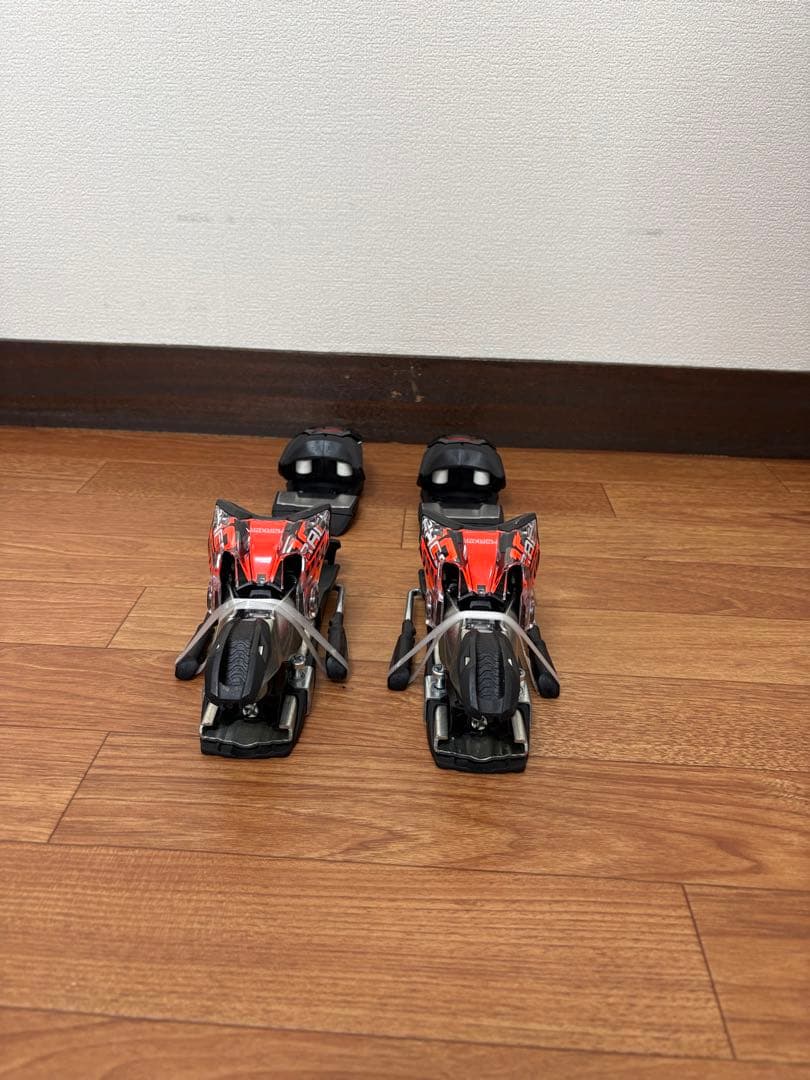 【シーズンオフ特価！！】マーカーMarker Race 10 TCX