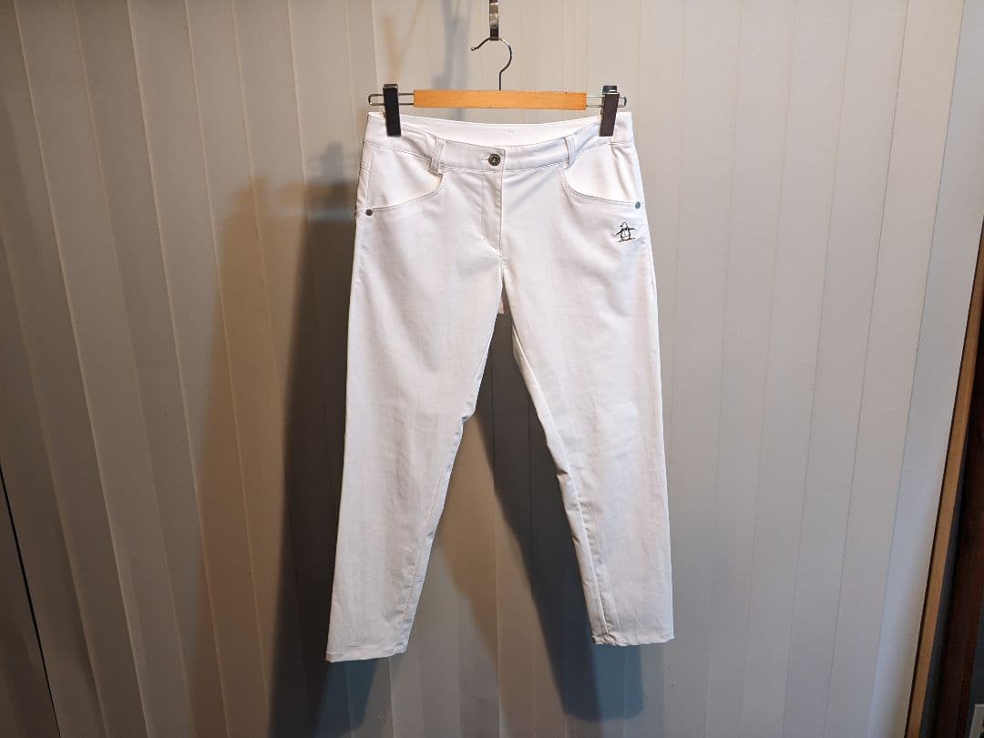 マンシングウェア　薄手　ロングパンツ　白パン　デサント　ゴルフ　テーパード　ロゴ