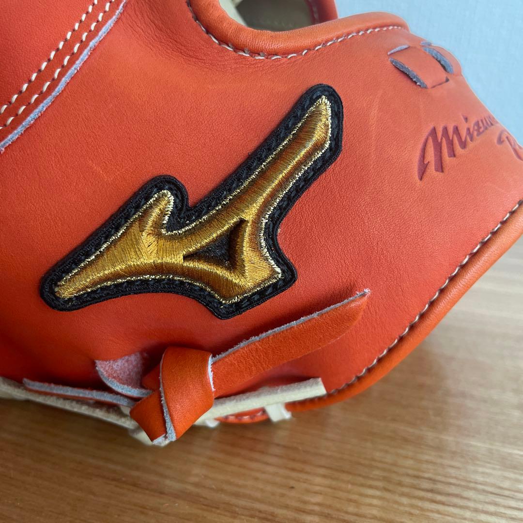ミズノプロ 硬式 左投　ファーストミット グラブ　　定価61600　高校野球対応
