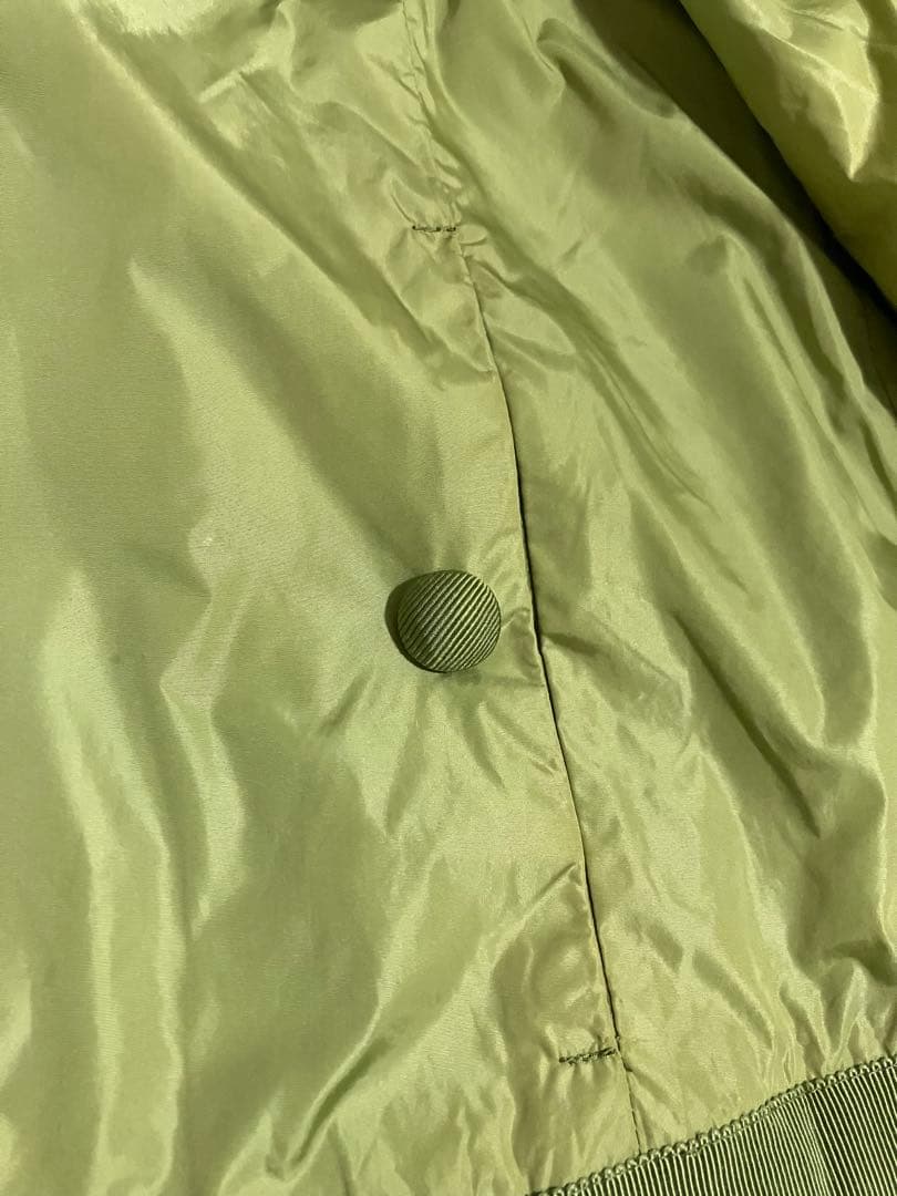 Moncler モンクレール　Aラインシルエット　ナイロンパーカー