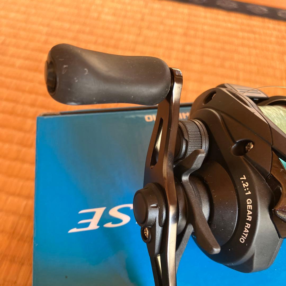 シマノ　18バスライズ 2個セット　リールガード付き