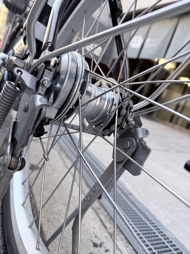 大阪府　ヤマハ　電動アシスト自転車 ブラウン 前バスケット付き　20インチ