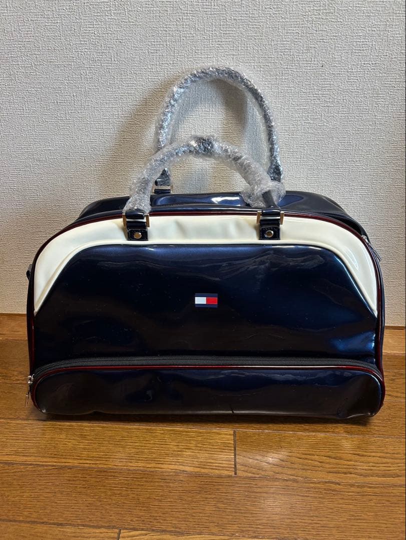   エナメルボストンバッグ 新品未使用品