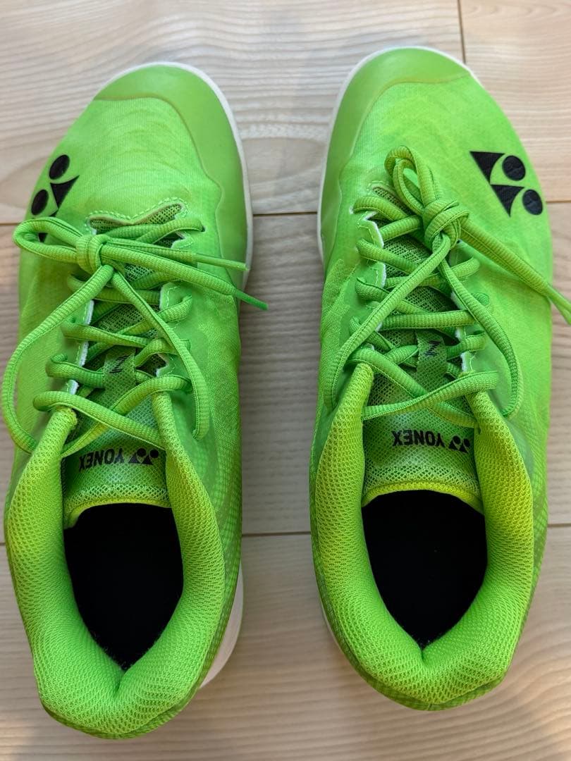 YONEX バドミントンシューズ グリーン 25.5センチ