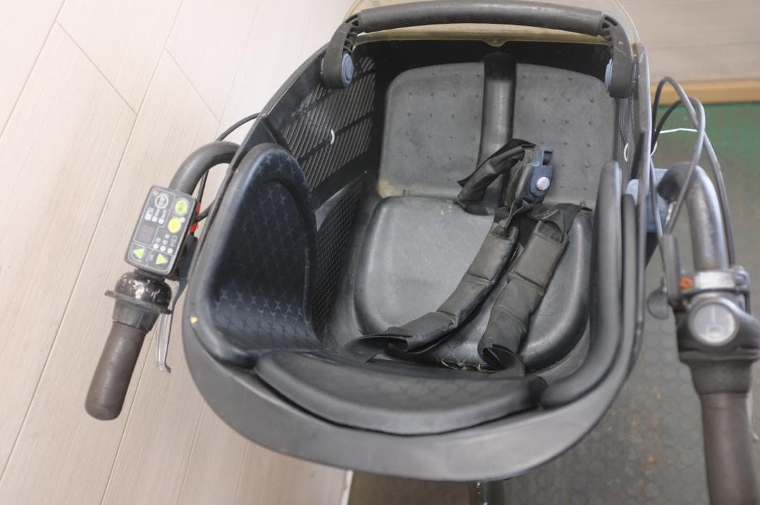 電動自転車ヤマハPAS　KISS　20インチ3段　8.7Ah（4点灯）充電器あり