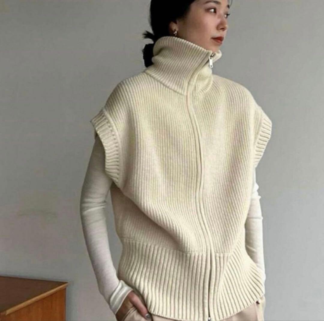 haruさん専用✴︎CLANE ZIP COLLAR KNIT VEST