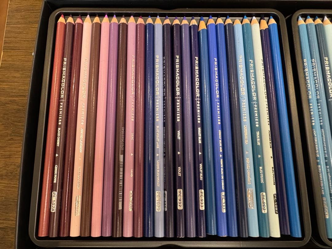 Prismacolor Premier 油性色鉛筆 150色セット