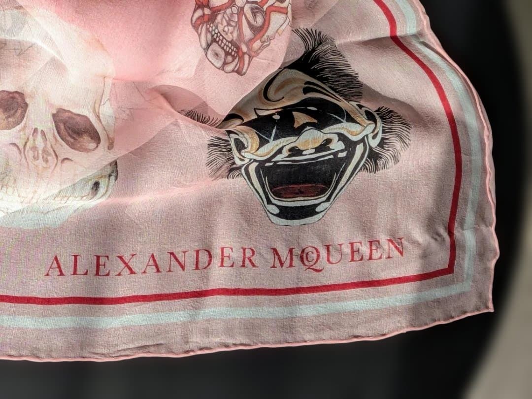 Alexander McQueen 大判シルクスカーフ スカルプリント ストール