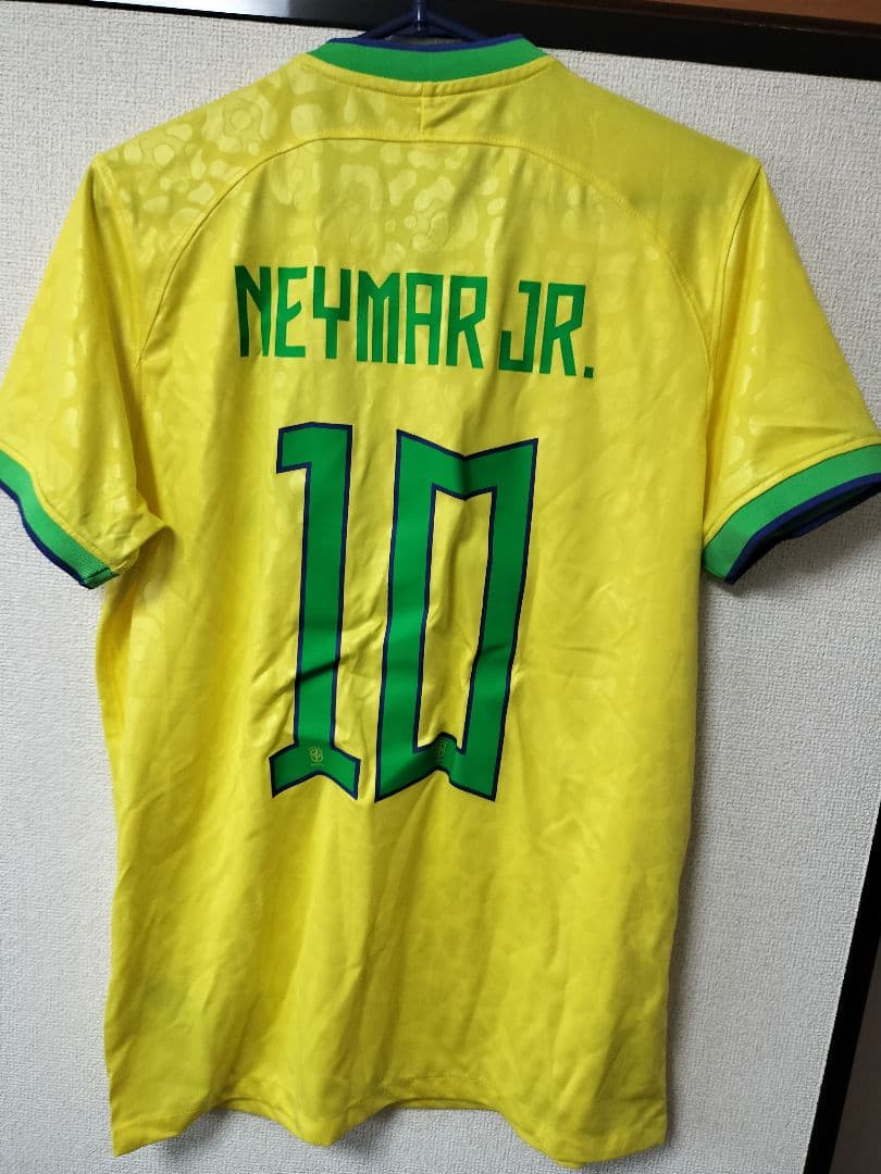 #10ネイマール2022年カタールW杯モデルホームユニフォーム。