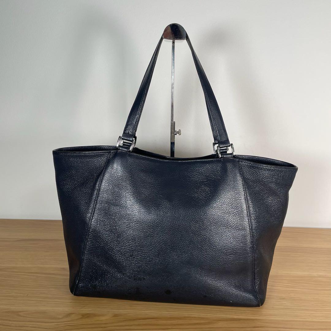ペッレモルビダ　コローレ　トートバッグ　レザー　ネイビー